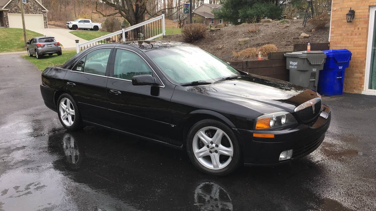 At 2,500, Is This ManualEquipped 2001 Lincoln LS A Good Deal?