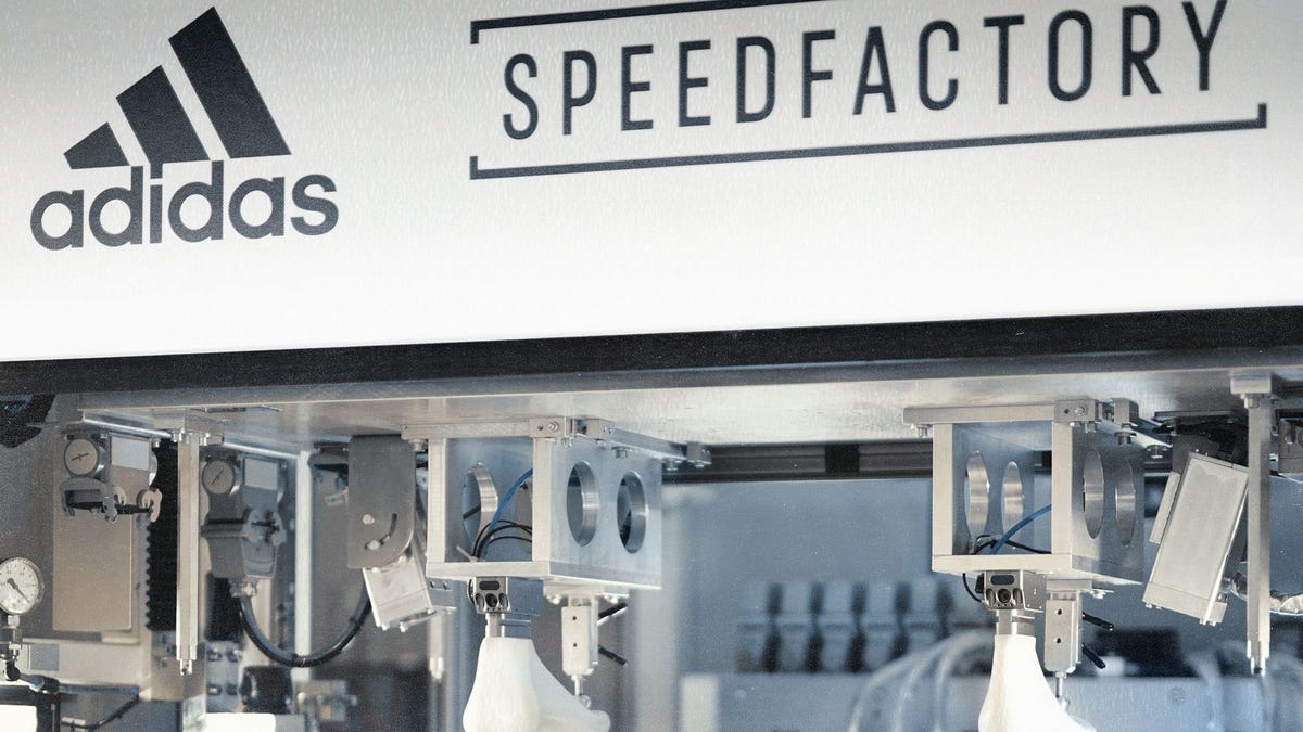 herhaling prijs ga verder Adidas is shutting down its Speedfactories in Germany and the US