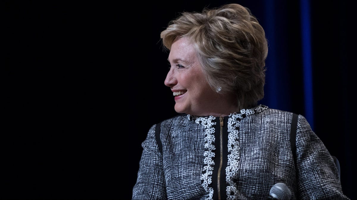 Hillary Clintons Book What Happened Tries To Take On Sexism—so Its Facing A Familiar Sexist 