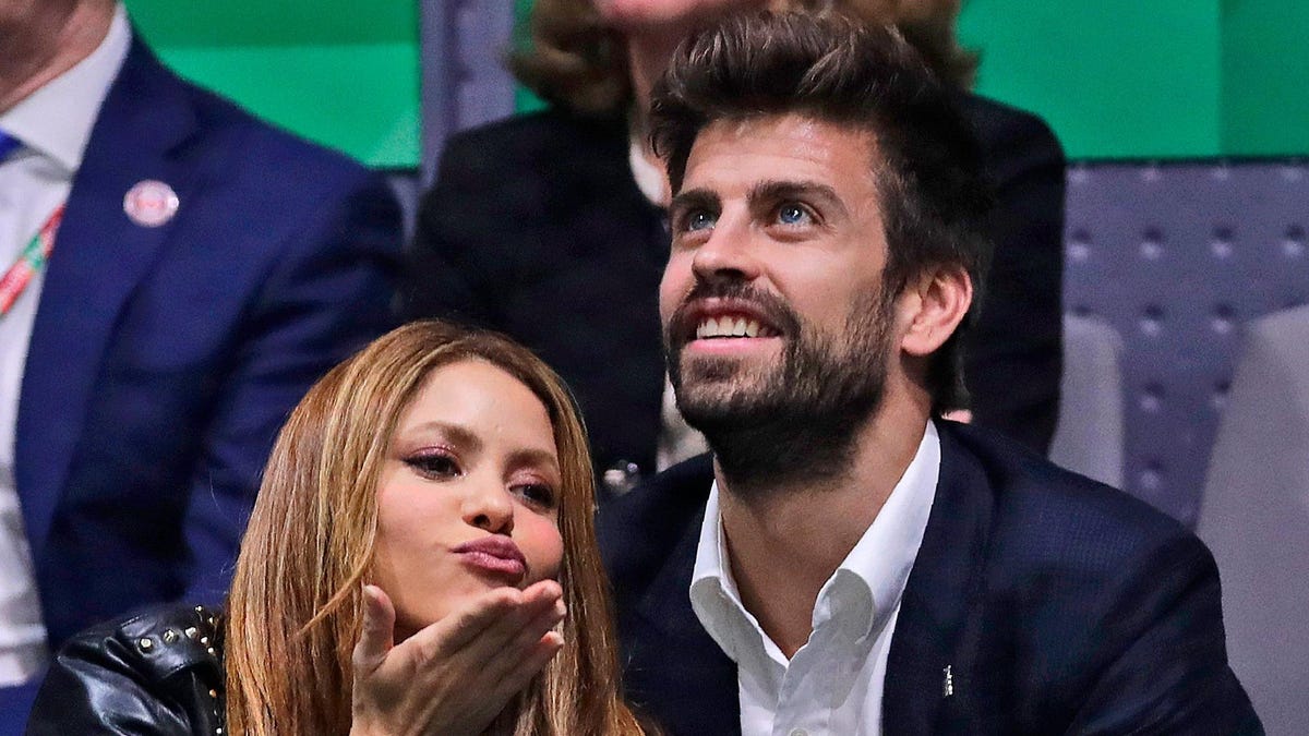 Amazon, Netflix, Marvel és Ikea Cheer Shakira Piqué Diss Track