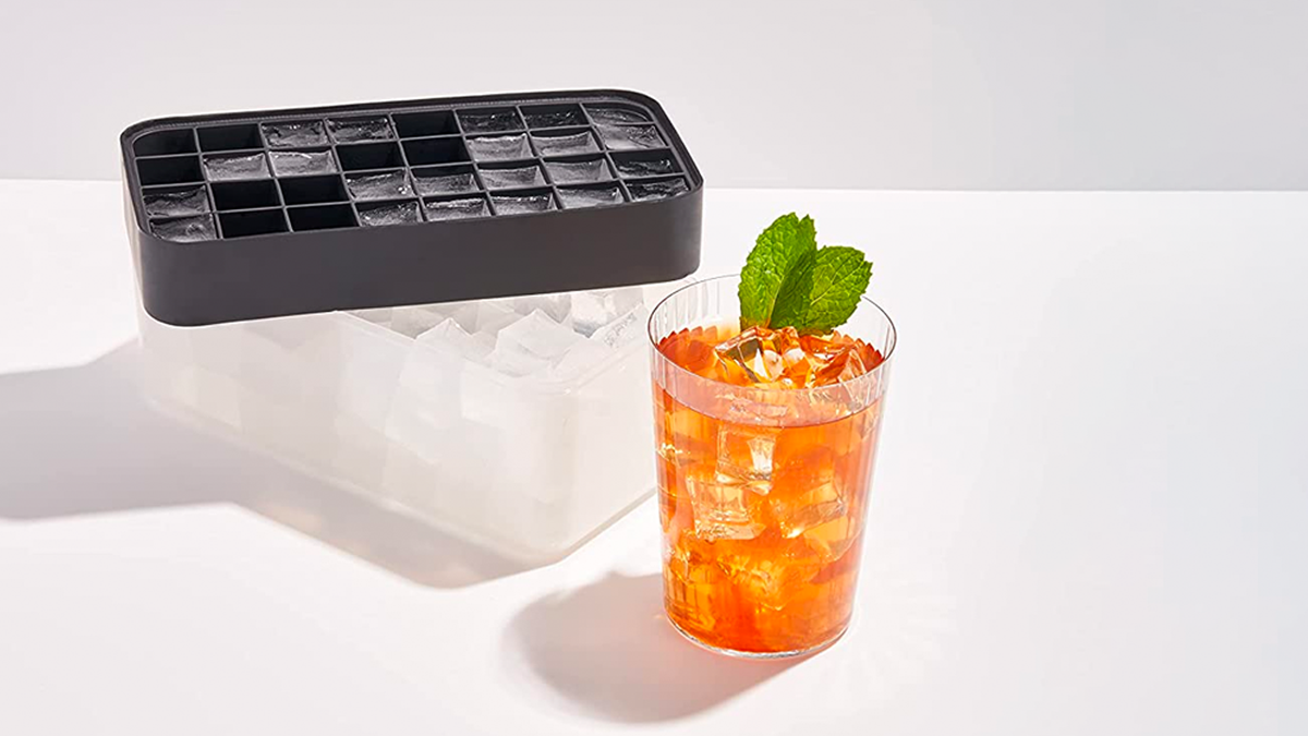 Serve up Cold Drinks With This 20 Silicone Ice Tray Flipboard