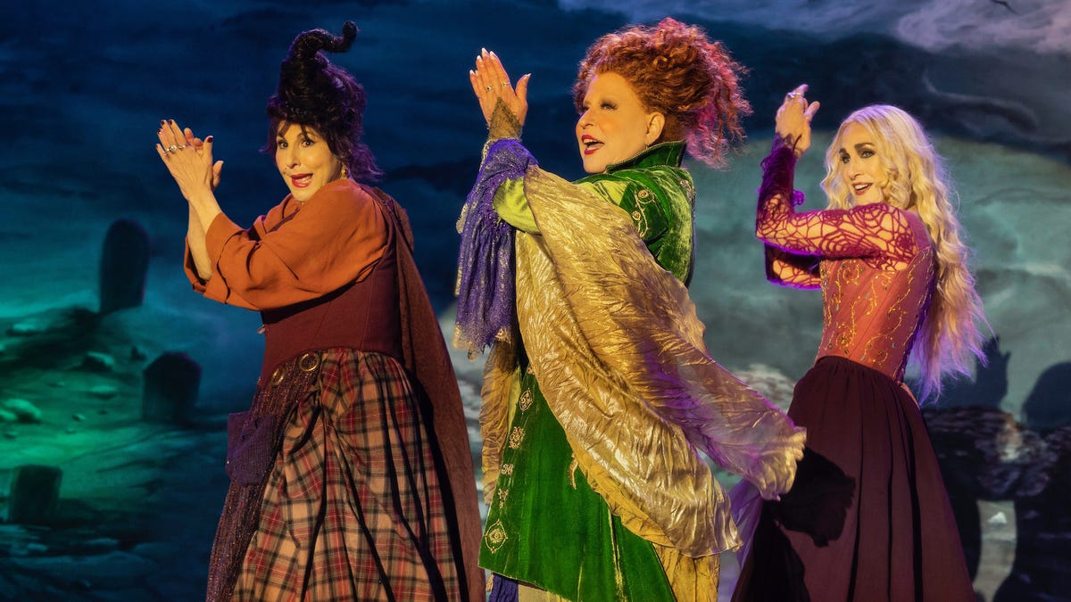 Hocus Pocus 2 weaves a moderately engaging spell