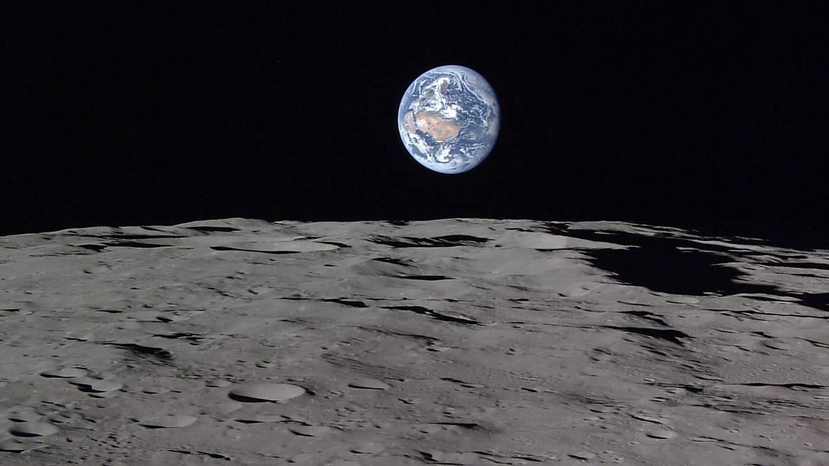 The 1,000-year-old legend behind a Japanese orbiter's stunning photos ...