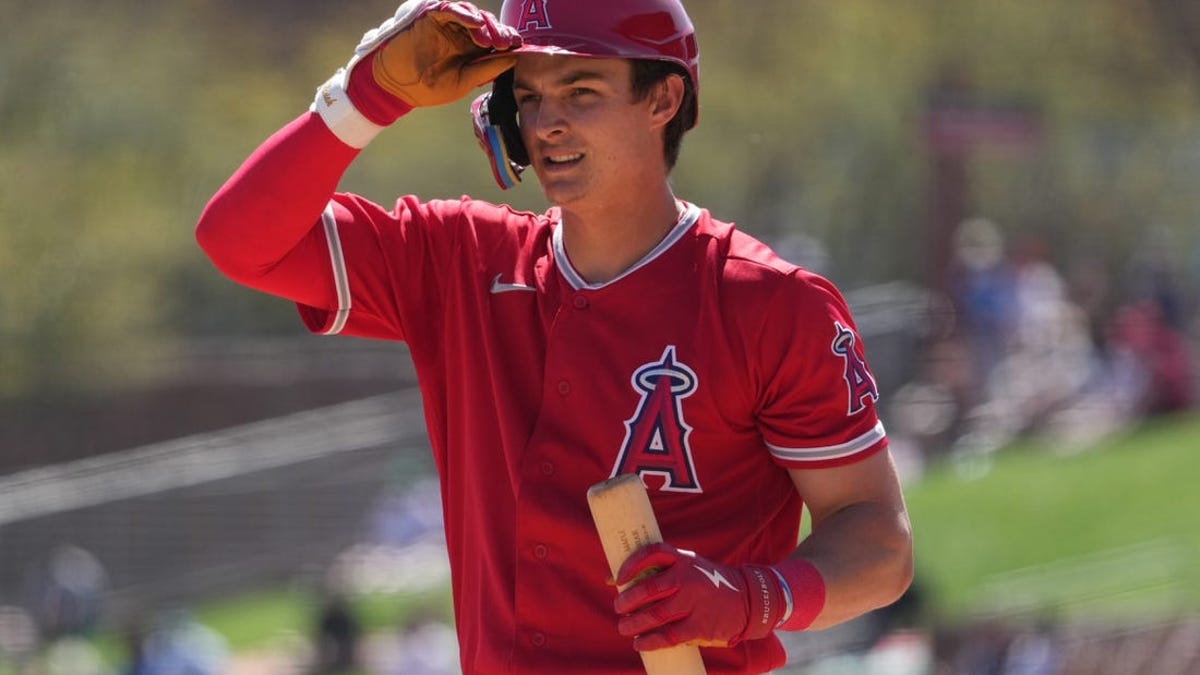 You are currently viewing OF Mickey Moniak works way back to Angels’ roster