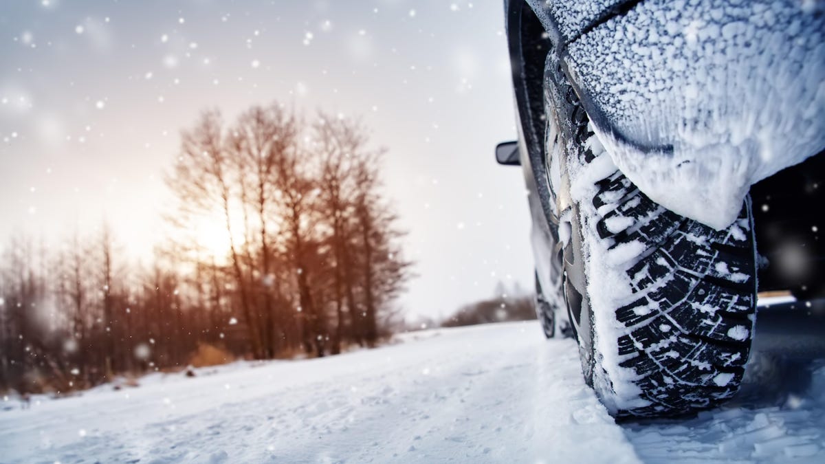Don't Lower Your Tire Pressure to Gain Traction in the Snow thumbnail