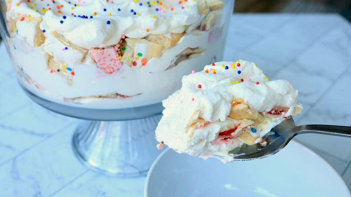 Make a Perverted Trifle With Pop-Tarts