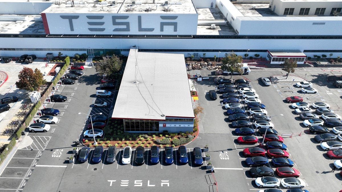 Hundreds Of Black Workers May Join Tesla Racism Lawsuit | Automotiv