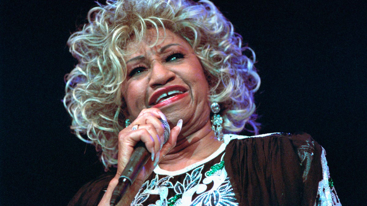 Celia Cruz's Iconic Blonde Hair - wide 8