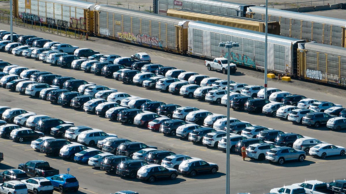 70,000 New Cars Haven’t Made It To Dealer Lots Thanks To Rail Car Shortage | Automotiv