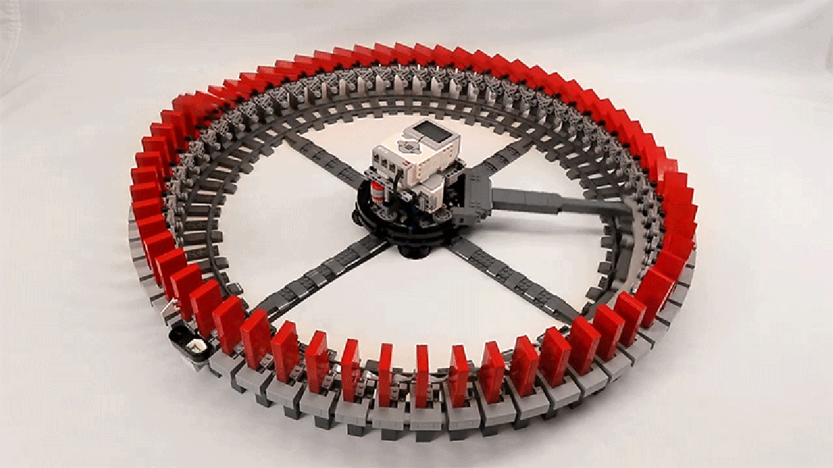 Self-Stacking Lego Domino Machine Is The Most Mesmerizing Toy