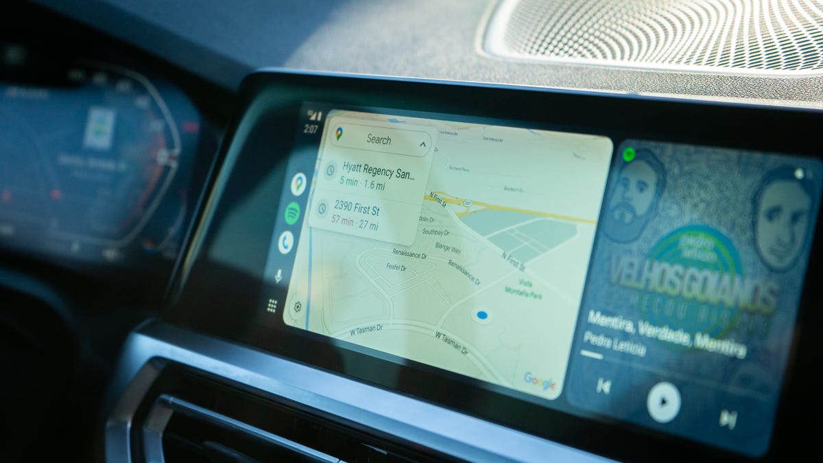 Android Auto's Makeover Prioritizes the Map and Focuses on a Split-Screen Experience