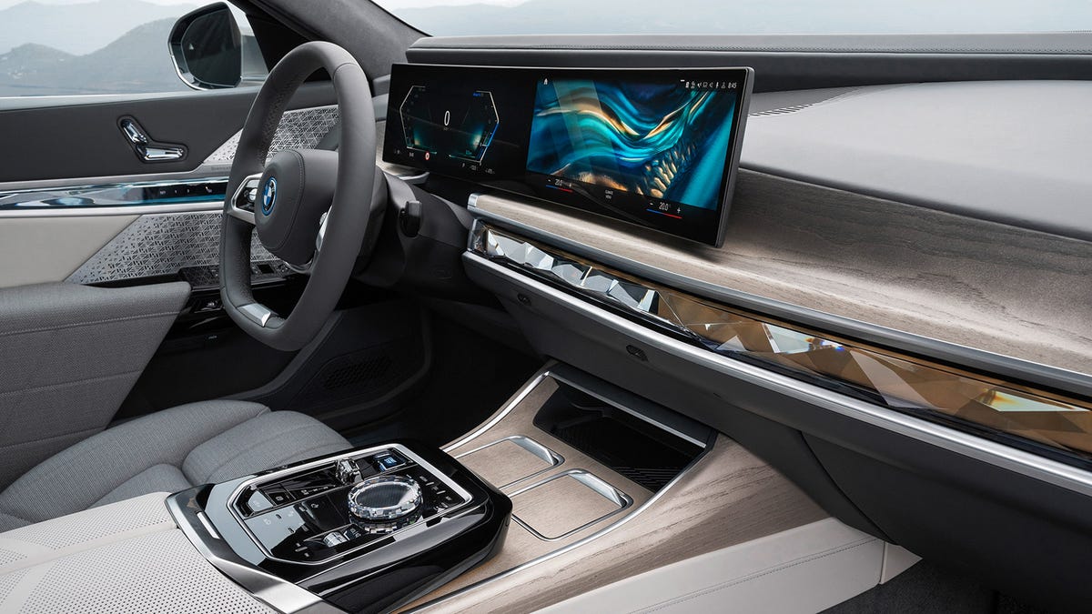 Das iDrive-Drehrad wird weiterleben, aber nur in den größten BMWs