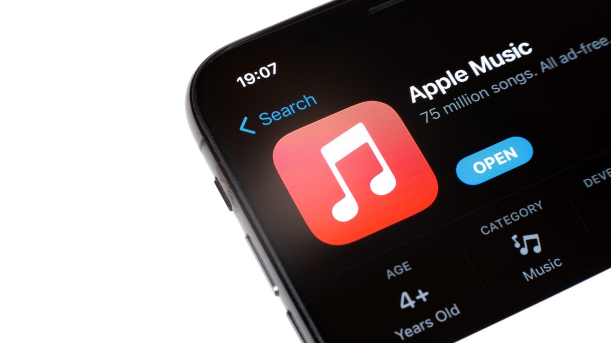 Apple Music users complain about seeing other users’ playlists