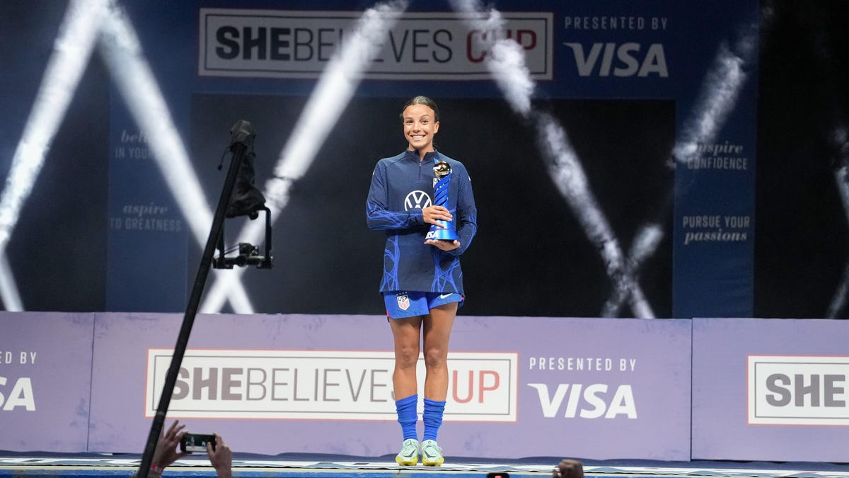 Mallory Swanson can win the World Cup on her own, and she may have to
