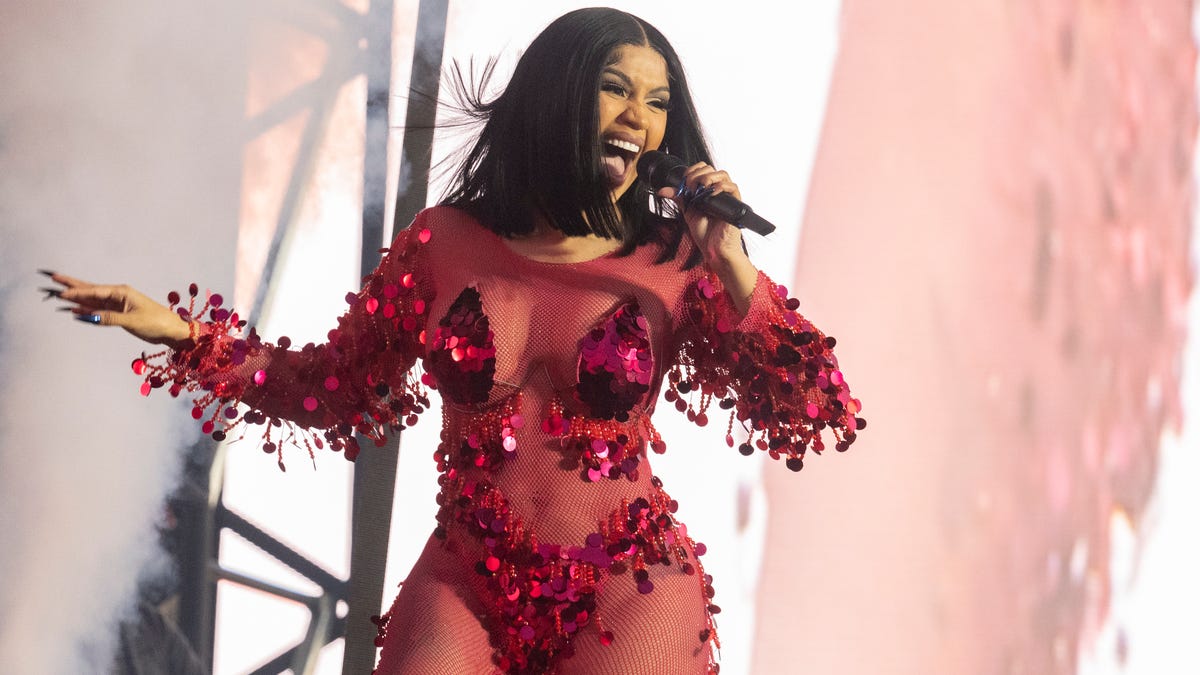 Cardi B Reminisces About Backlash to WAP by Conservative Men Who Cant Make Their Wives Wet