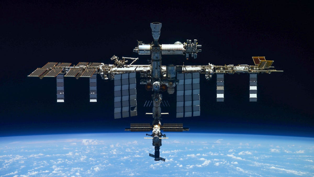 Rusko zahájilo misi na záchranu astronautů z Mezinárodní vesmírné stanice