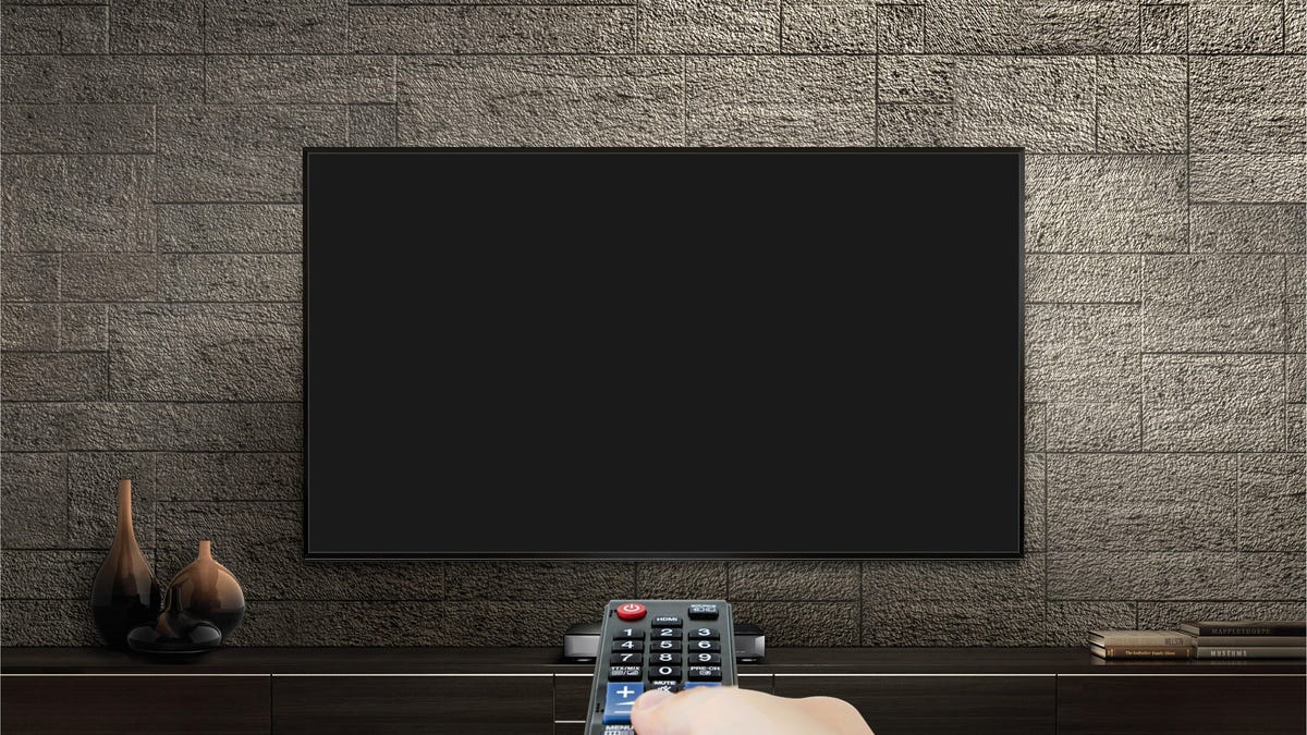 Why You Should Buy the Dumbest TV You Can Find