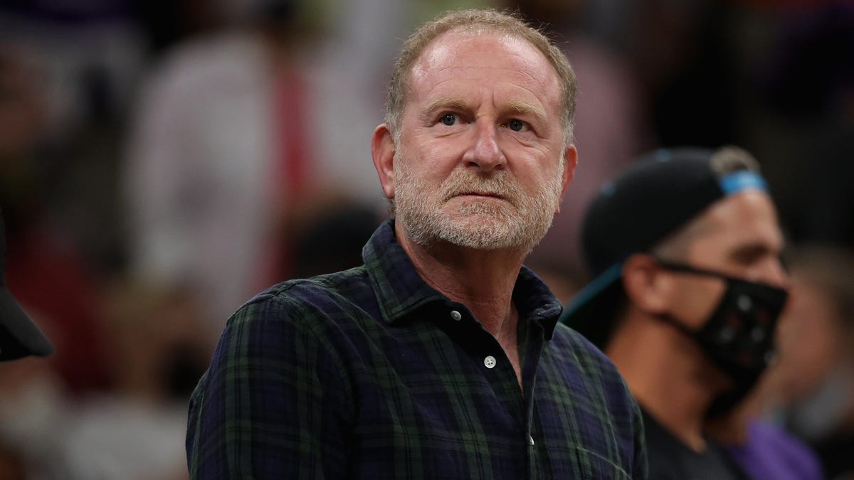 Like Donald Sterling — Robert Sarver is going to profit off losing his team