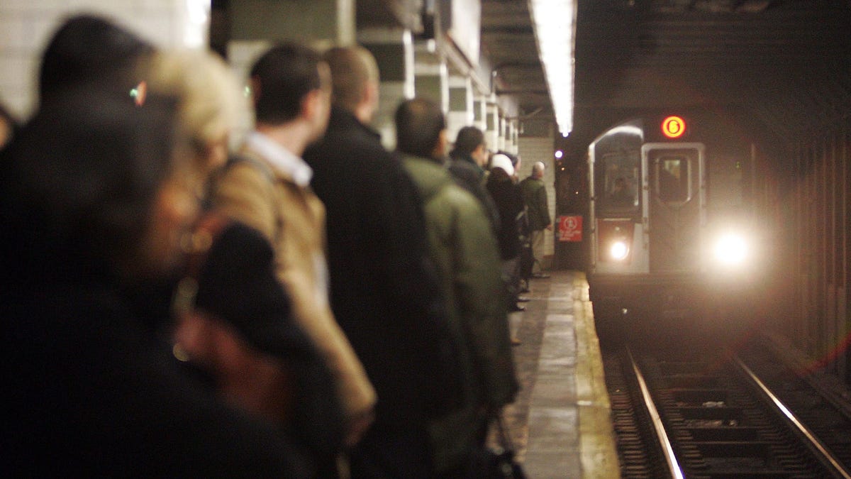 NYC está utilizando IA para escanear Dodgers de tarifas de metro