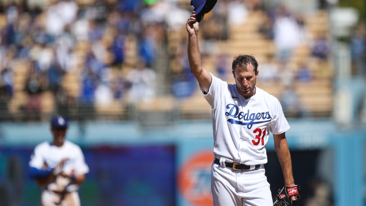 Dodgers think they're in good hands with a mad Max Scherzer