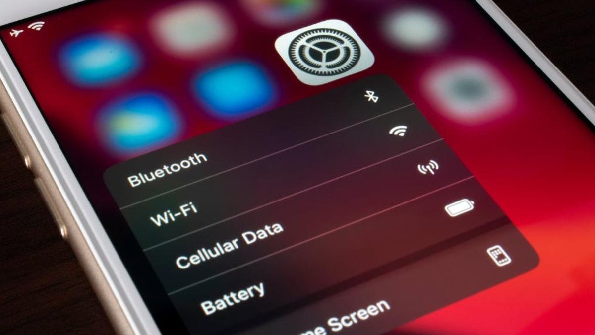 How to Fix the Mysterious iPhone Wifi Bug (and Avoid It Altogether) - Lifehacker