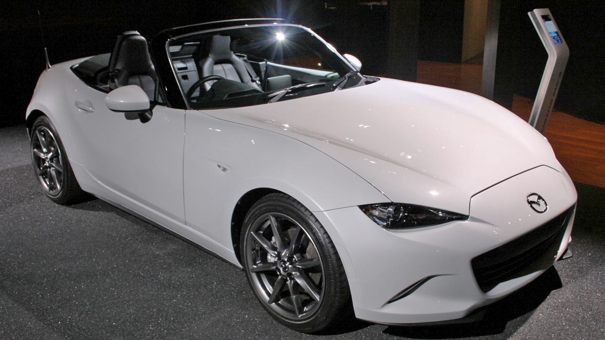 Sweet Merciful Crap The 2016 Mazda Miata Looks Amazing In