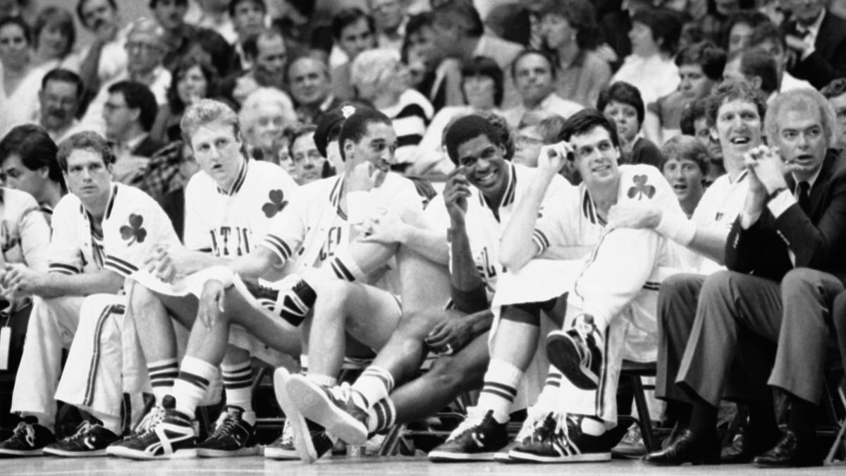 The Time Robert Parish Won Thousands By Dunking On Manute Bol