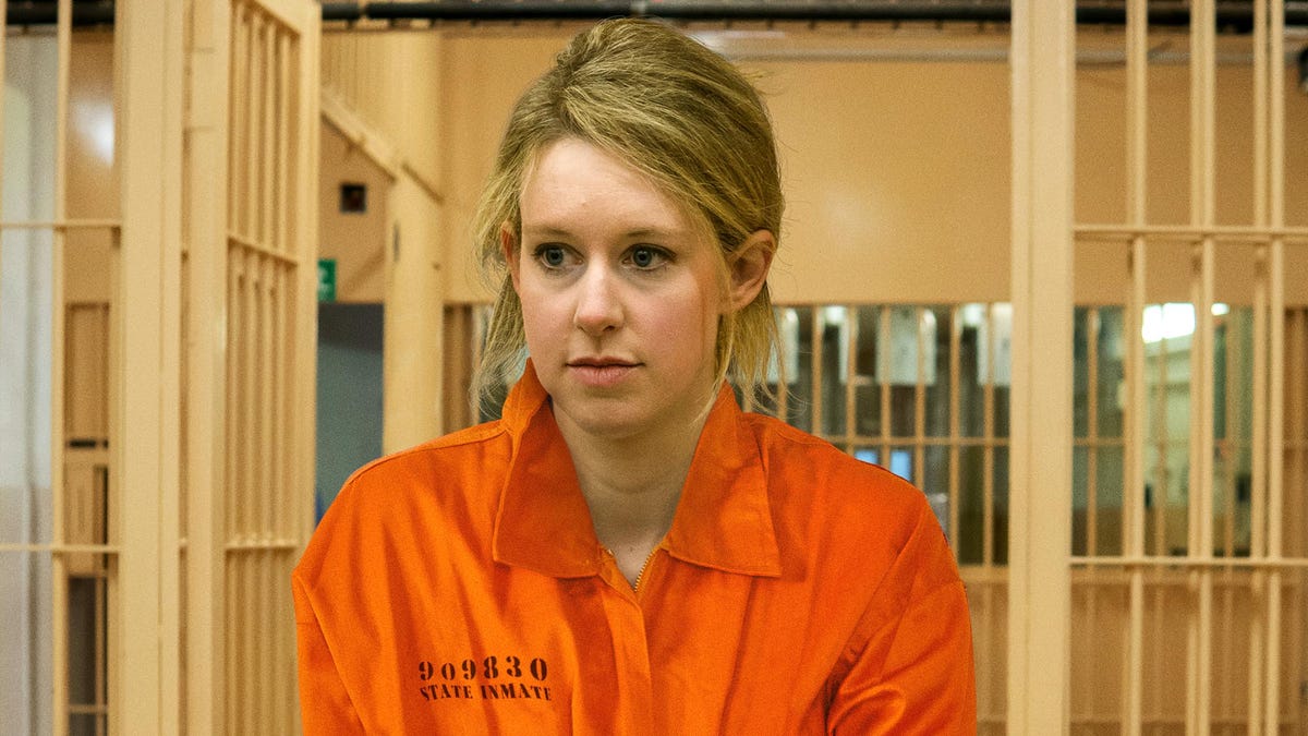 Elizabeth Holmes Immediately Defrauds Biggest Inmate To Gain Other Prisoners’ Respect