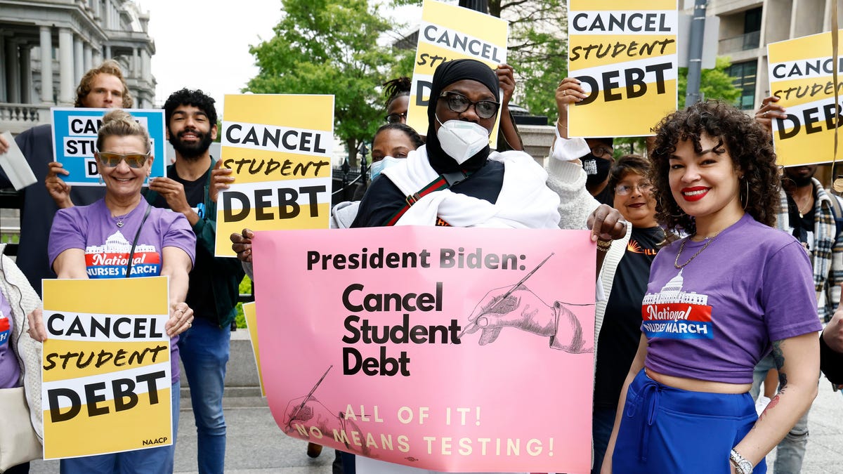 Congressional Black Caucus (Correctly) Calls for Full Student Loan Cancellation