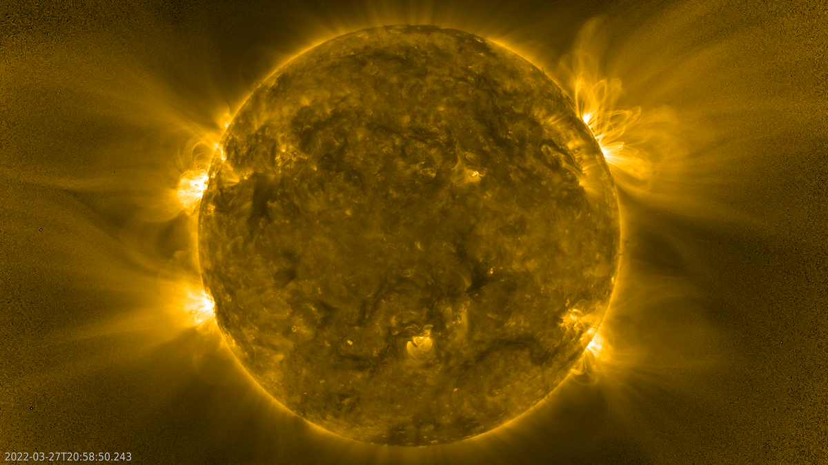 Solar Orbiter captura imágenes deslumbrantes de la actividad caótica del Sol