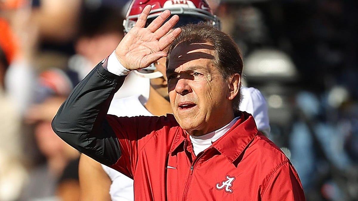 Here’s a workaround for enjoying Alabama’s talent without enduring ‘Roll Tide!’ chants