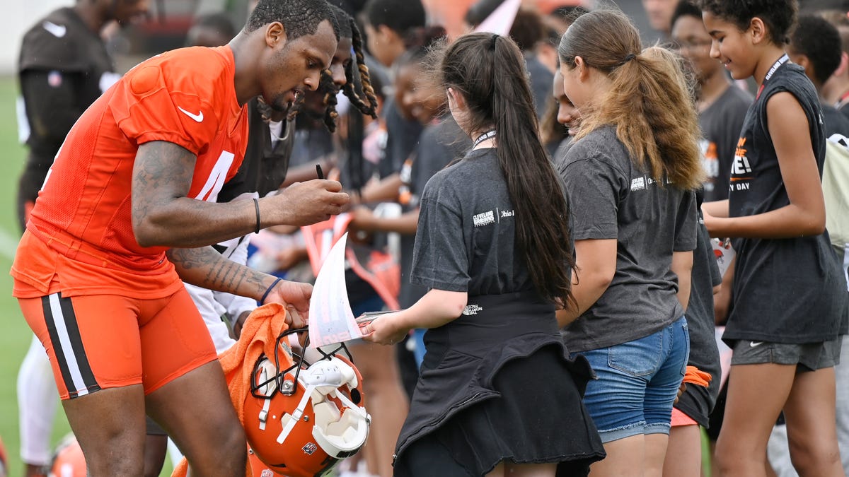 Deshaun Watson Sued By 24Th Texas Massage Therapist