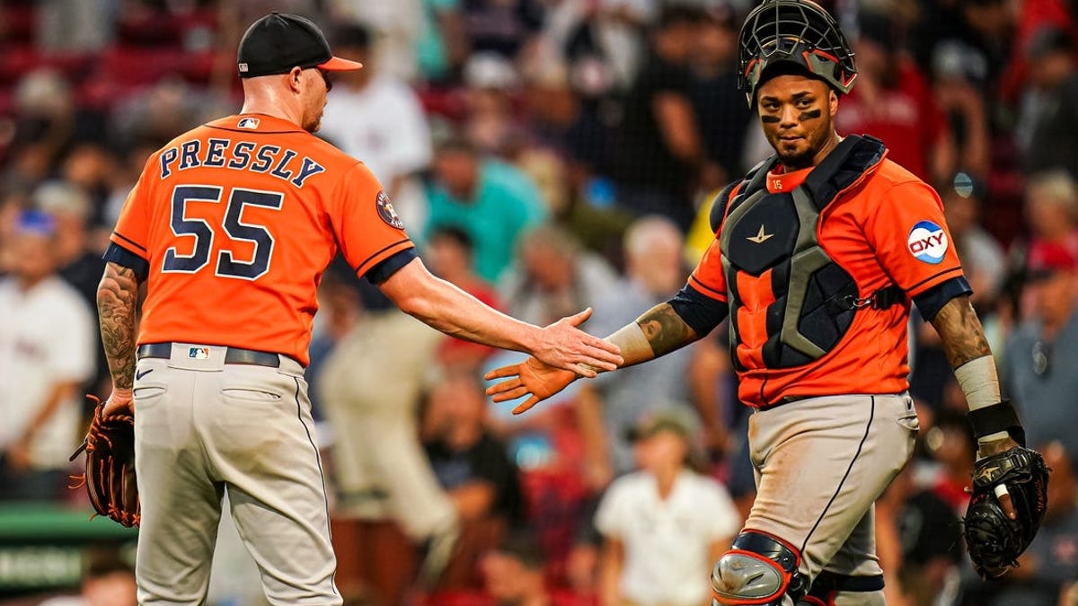 Alex Bregman homers, Framber Valdez delivers as Astros go two up on Yankees  - The Boston Globe