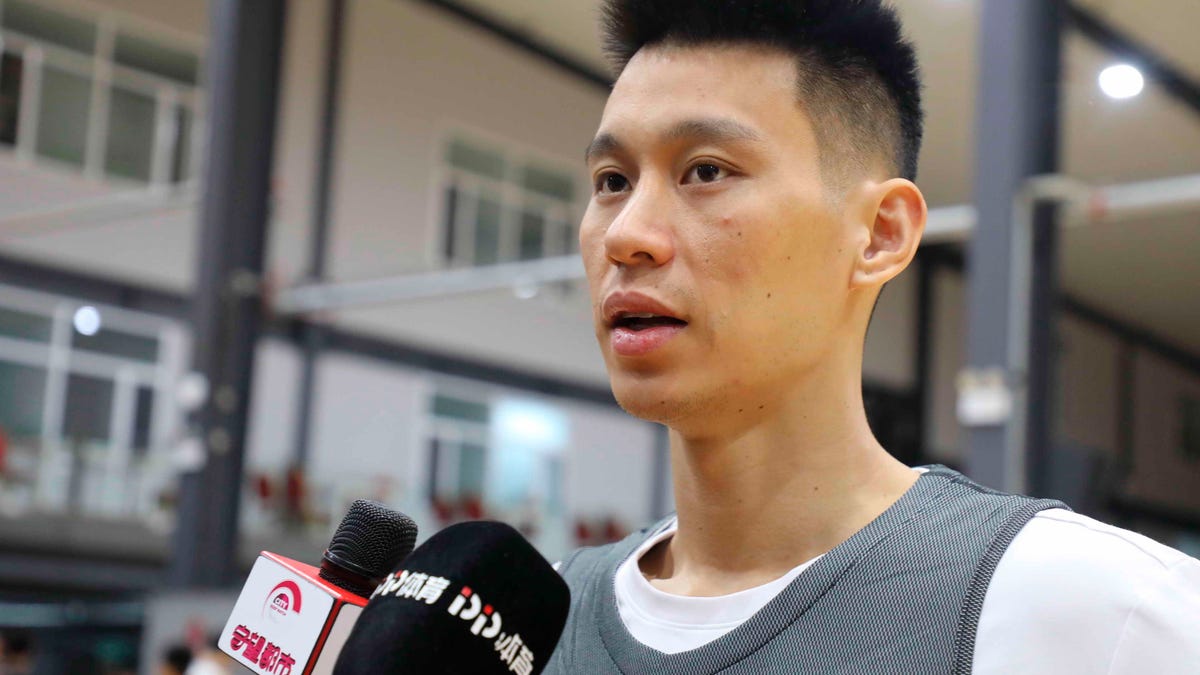 Read more about the article Jeremy Lin ponders retirement after nasty concussion