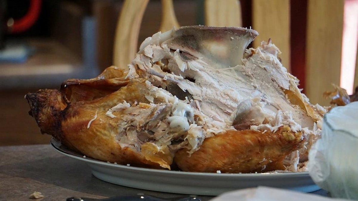 what do i do with the turkey carcass
