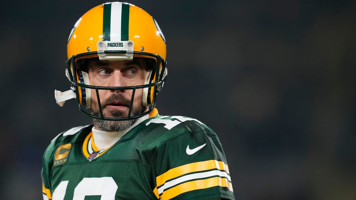 Aaron Rodgers is lastly a Jet, thank God