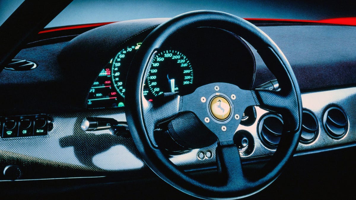 ¿Alguna vez has apreciado el salpicadero del Ferrari F50?