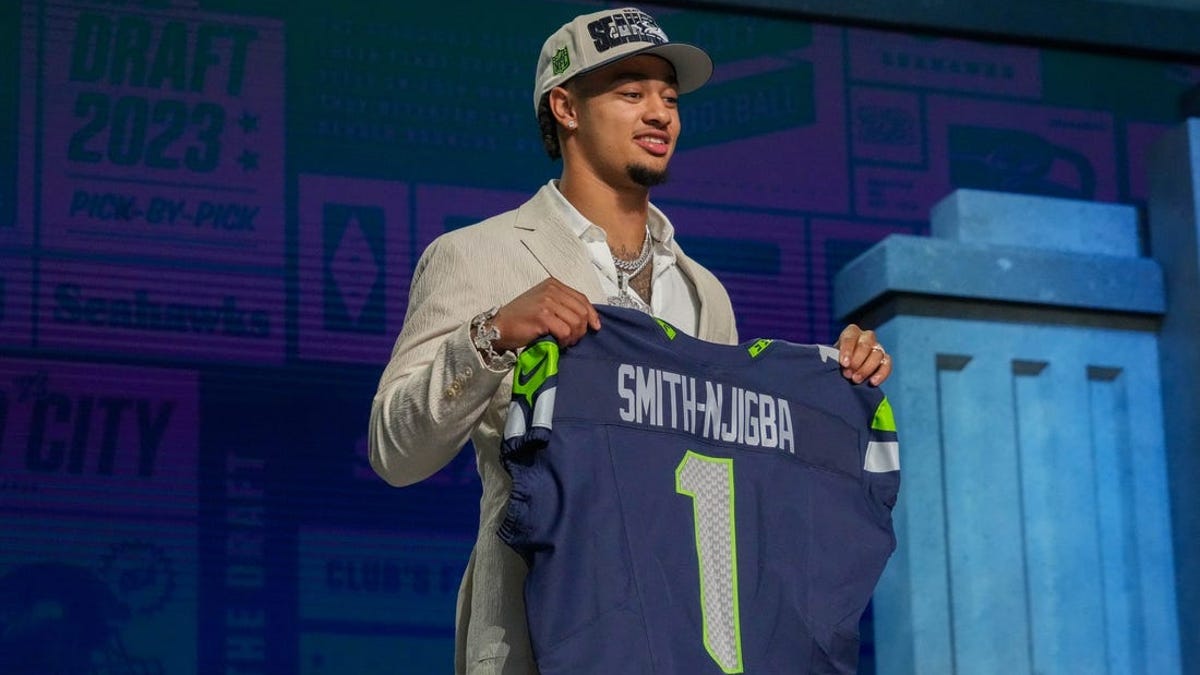 You are currently viewing Seahawks sign first-round pick Jaxon Smith-Njigba