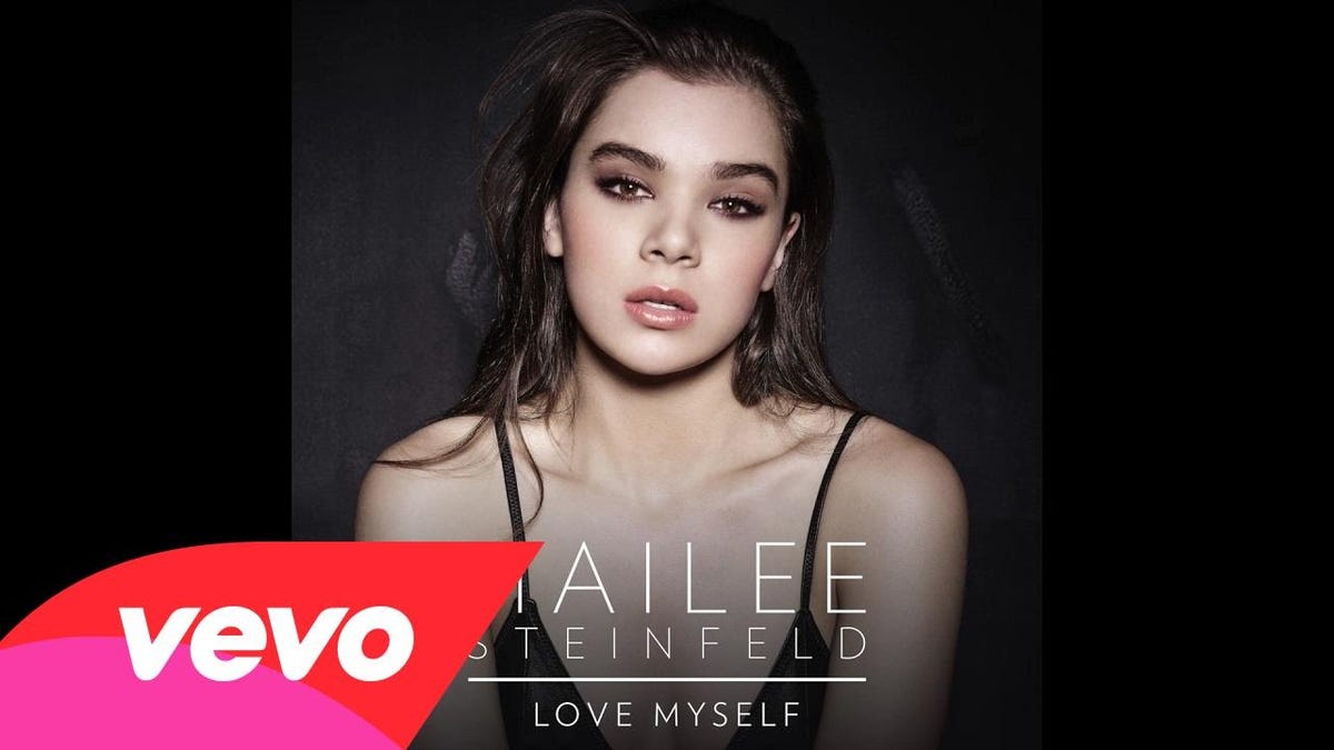 What The World Really Needs Is Hailee Steinfeld Singing About Jerking Off 