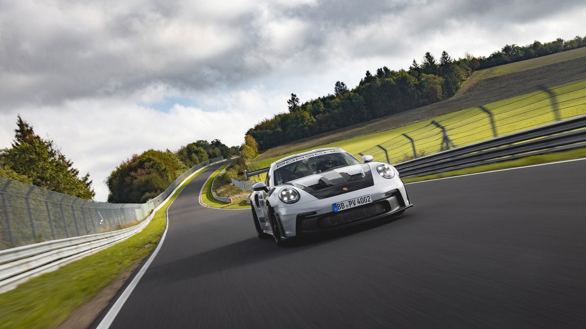 Porsche’s Insane New GT3 RS Units a Blistering Nurburgring Lap Time