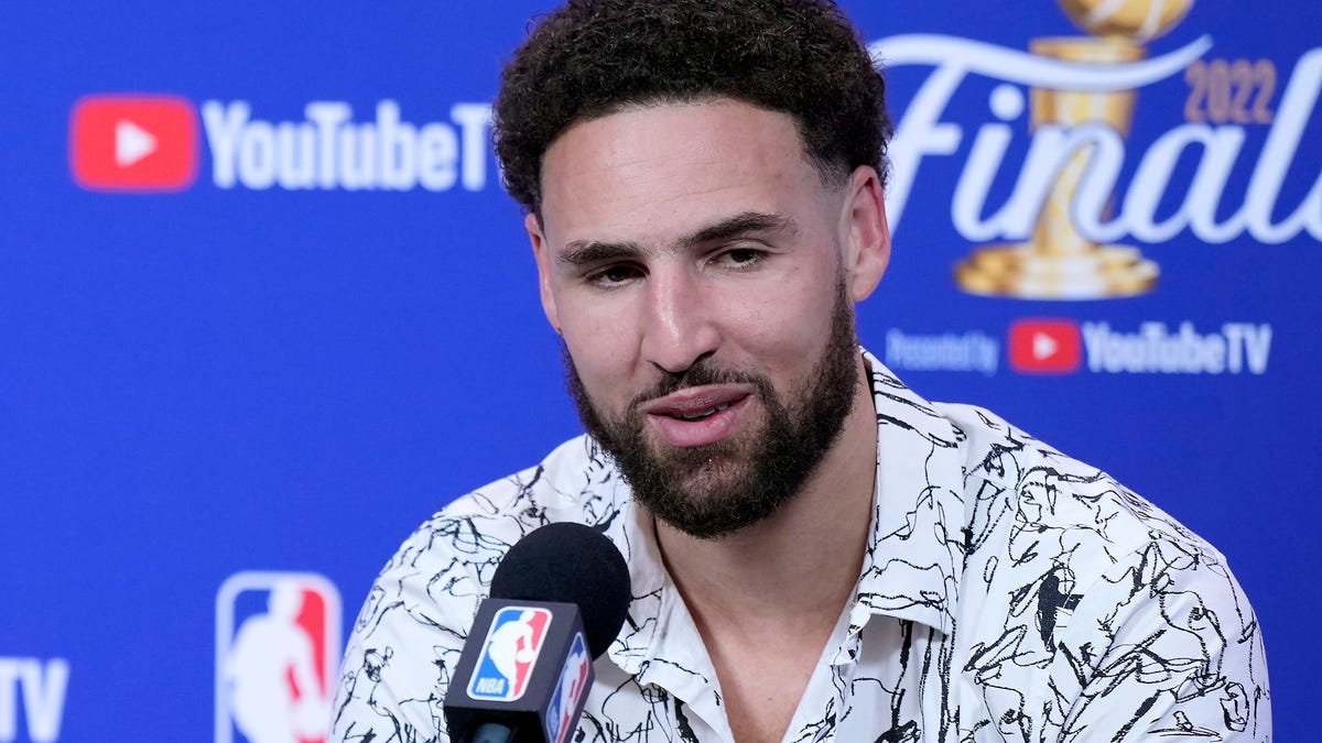 Female security guard allegedly made scapegoat in Fake Klay Thompson incident be..