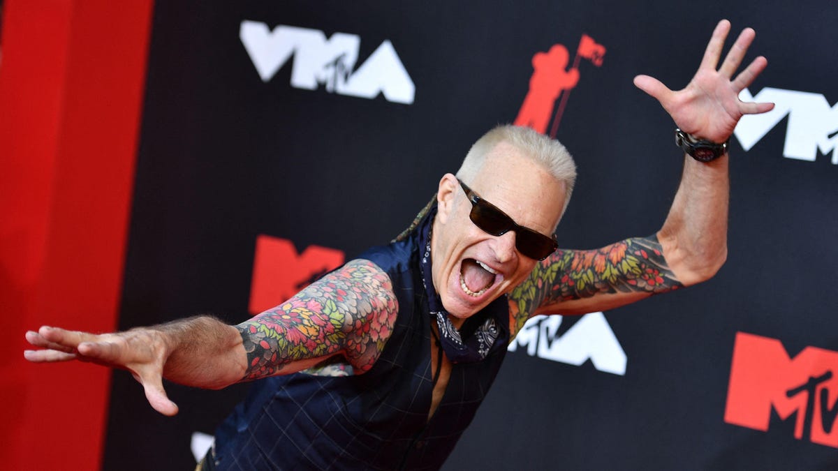 David Lee Roth announces retirement after 5 more shows