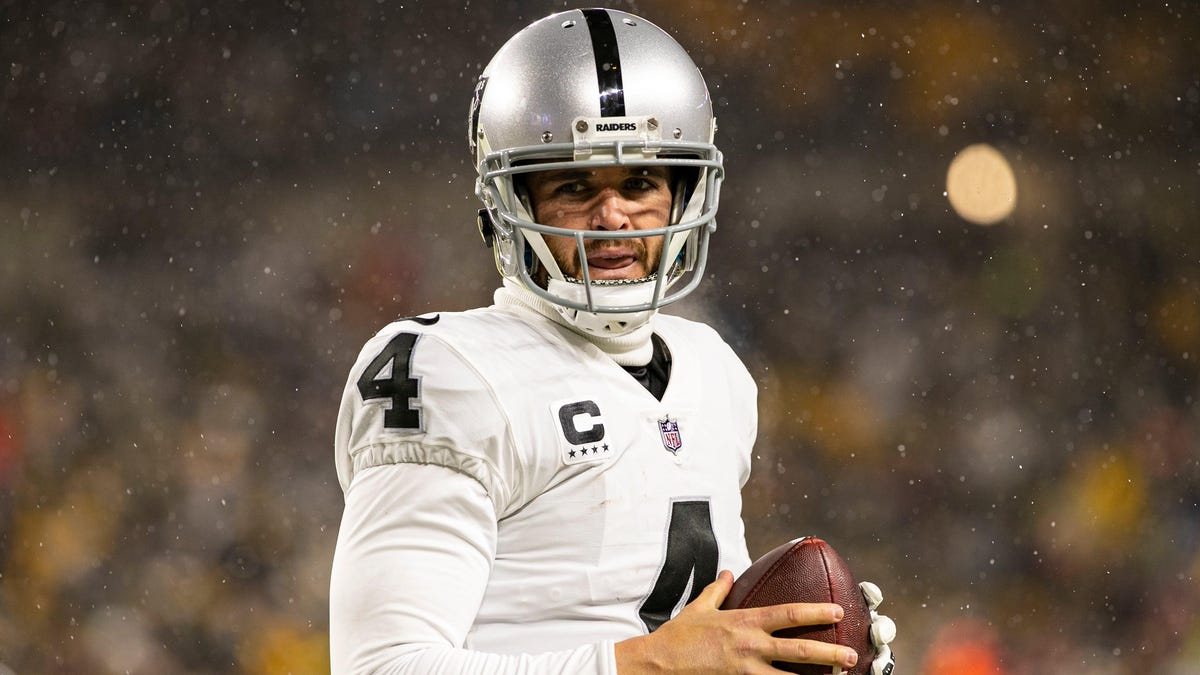 Derek Carr wasn’t that ‘mothaf*cker’ and now he’s not the Raiders’ starting quar..