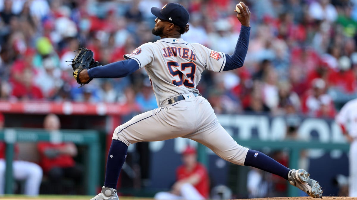Astros’ Cristian Javier ought to’ve remained in Recreation 4 - foppa.casa