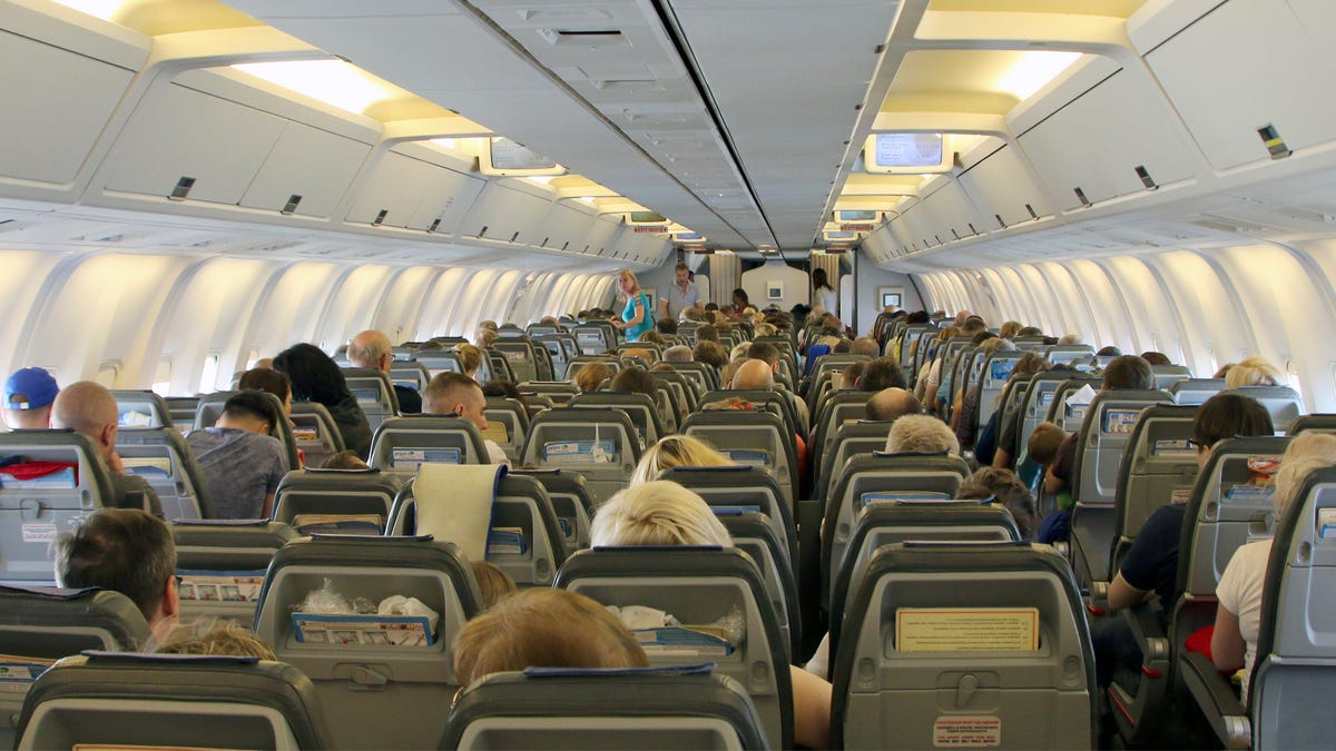 united basic economy carry on reddit