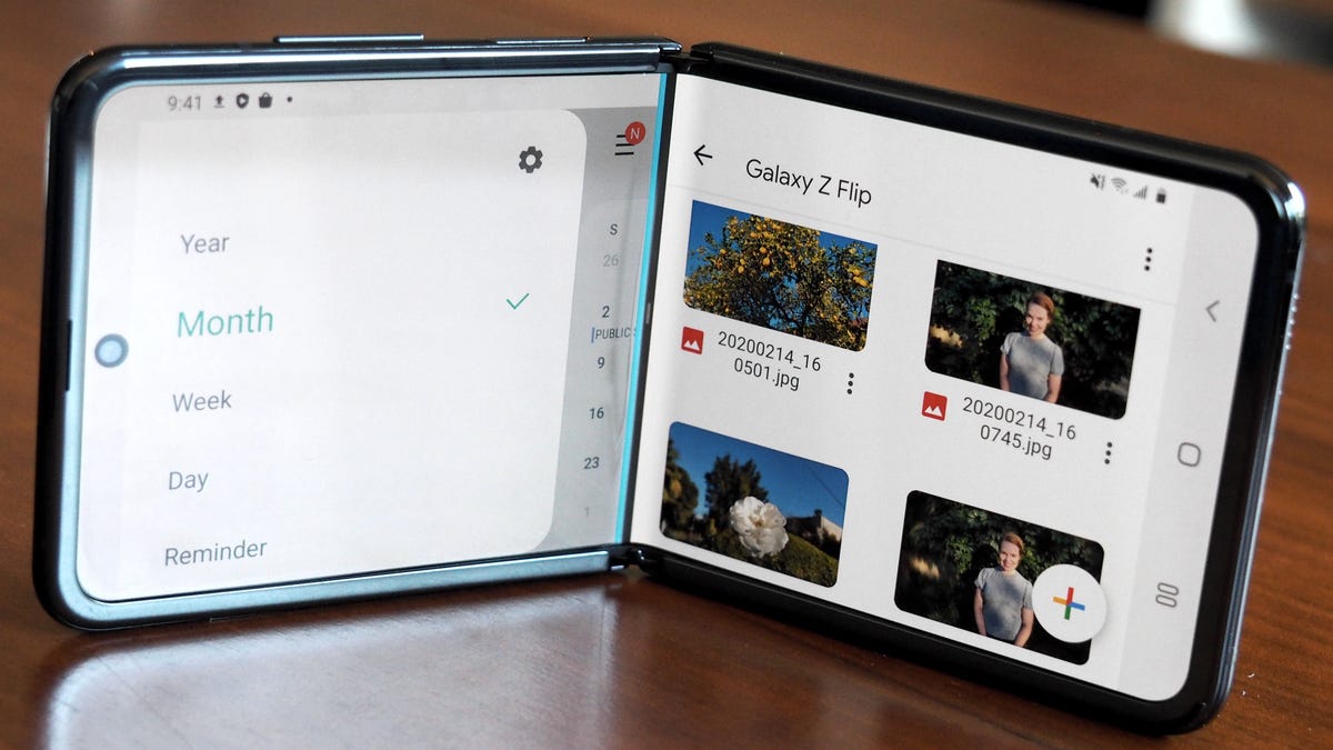 I'm Convinced Samsung's New Foldable Phone Is the Perfect Size