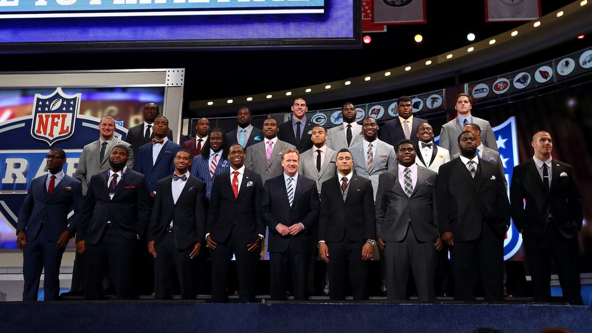 Which 2013 NFL Draft Prospect Supposedly Tweeted So Much That A Team  Lectured Him In A Meeting?