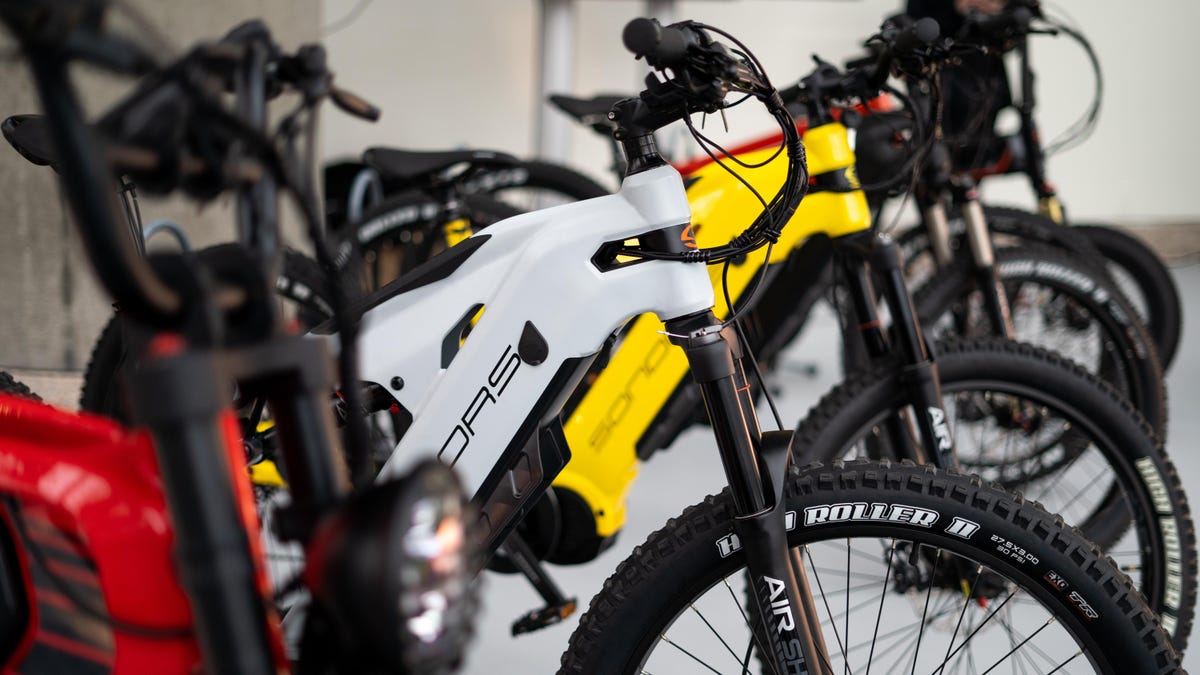 e-bikes-and-electric-motorcycles-could-get-a-major-tax-credit-updated