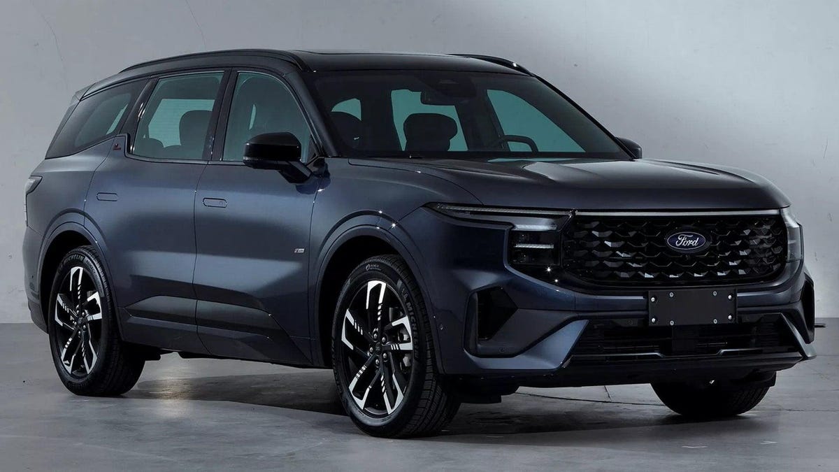the-ford-edge-looks-so-much-better-in-china