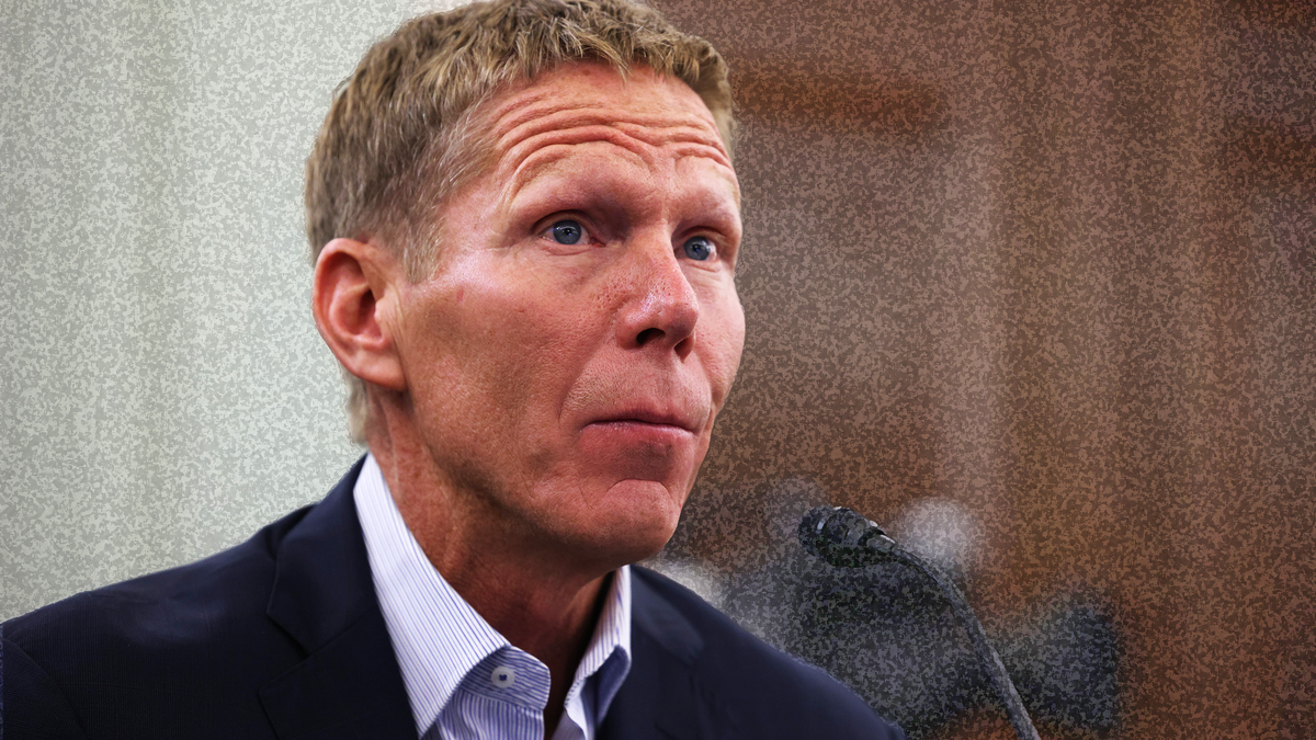 Pelatih Mark Few Gonzaga dalam video penangkapan DUI